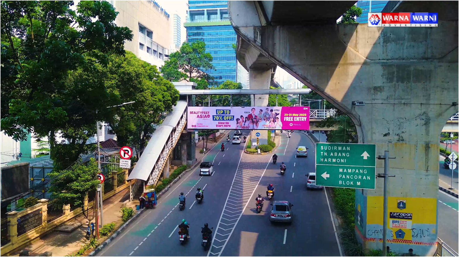OOH Specialist Jakarta dari Warna Warni Media untuk billboard dan videotron