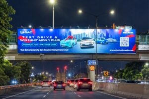 Billboard-di-Jalan-Tol