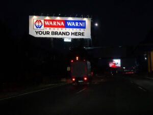 Billboard Statis, Kapan Brand Perlu Menggunakan Media OOH Ini?