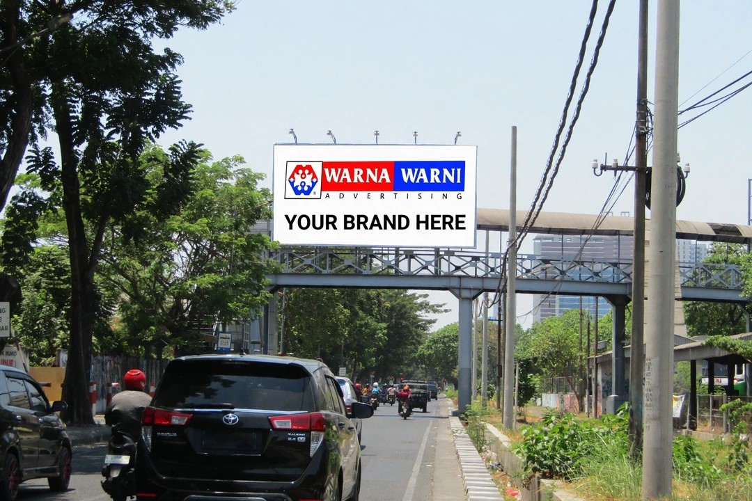Iklan di JPO, Kenapa Lokasinya Menarik untuk Media OOH?