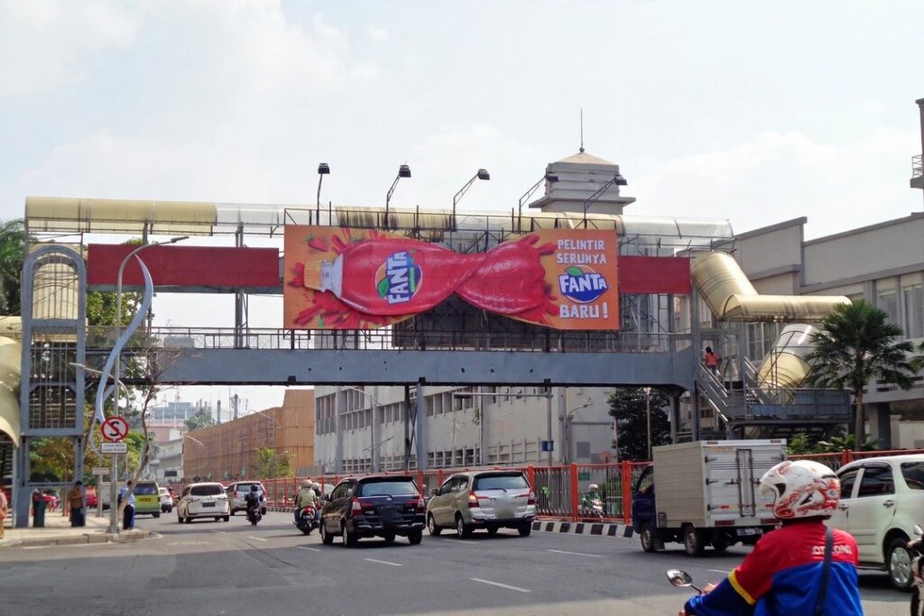 Kenapa JPO Menarik sebagai Media OOH?