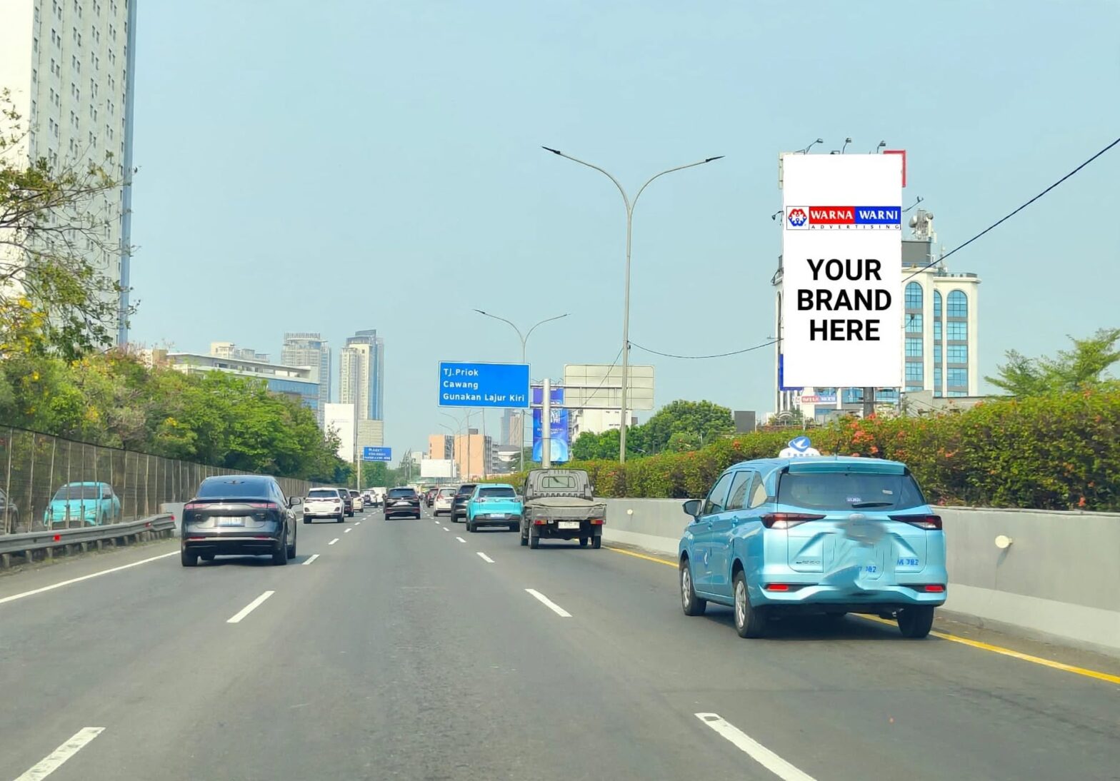 Videotron vs Billboard, Mana yang Lebih Efektif di 2026?